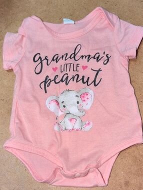 Baby SHEIN Pink 'Grandma's Little Peanut' Elephant Onesie Size 62
